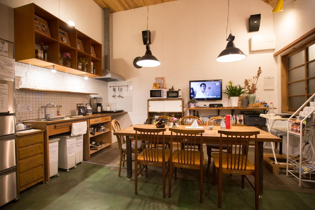 Guesthouse Anthut Shirakawa  Exterior photo